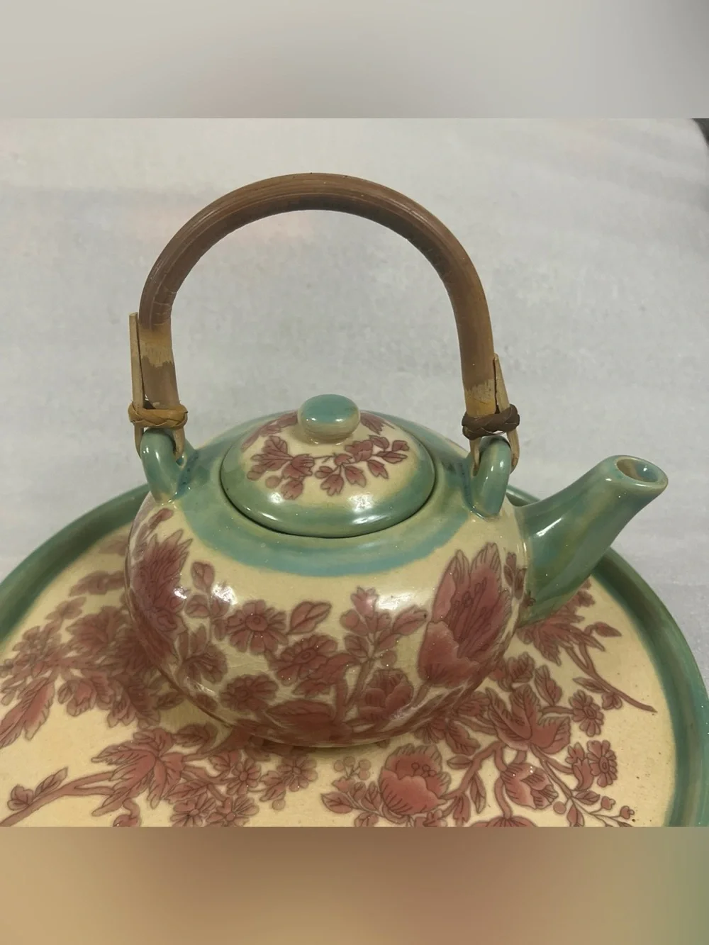 Pier 1 Imports Teapot w/ 4 Teacups and 11